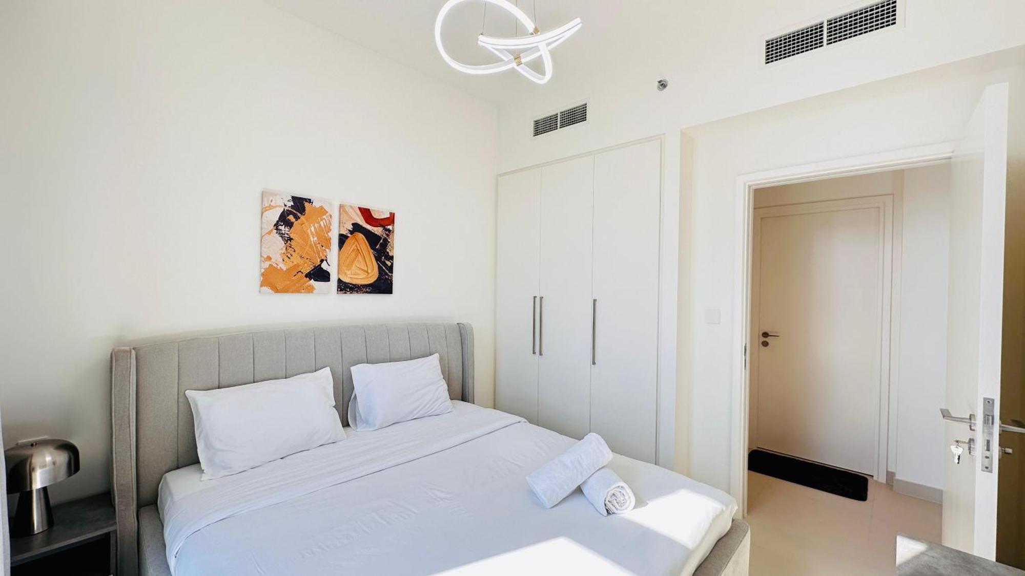 Luxury 1-bedroom At Burj Crown * Дубай