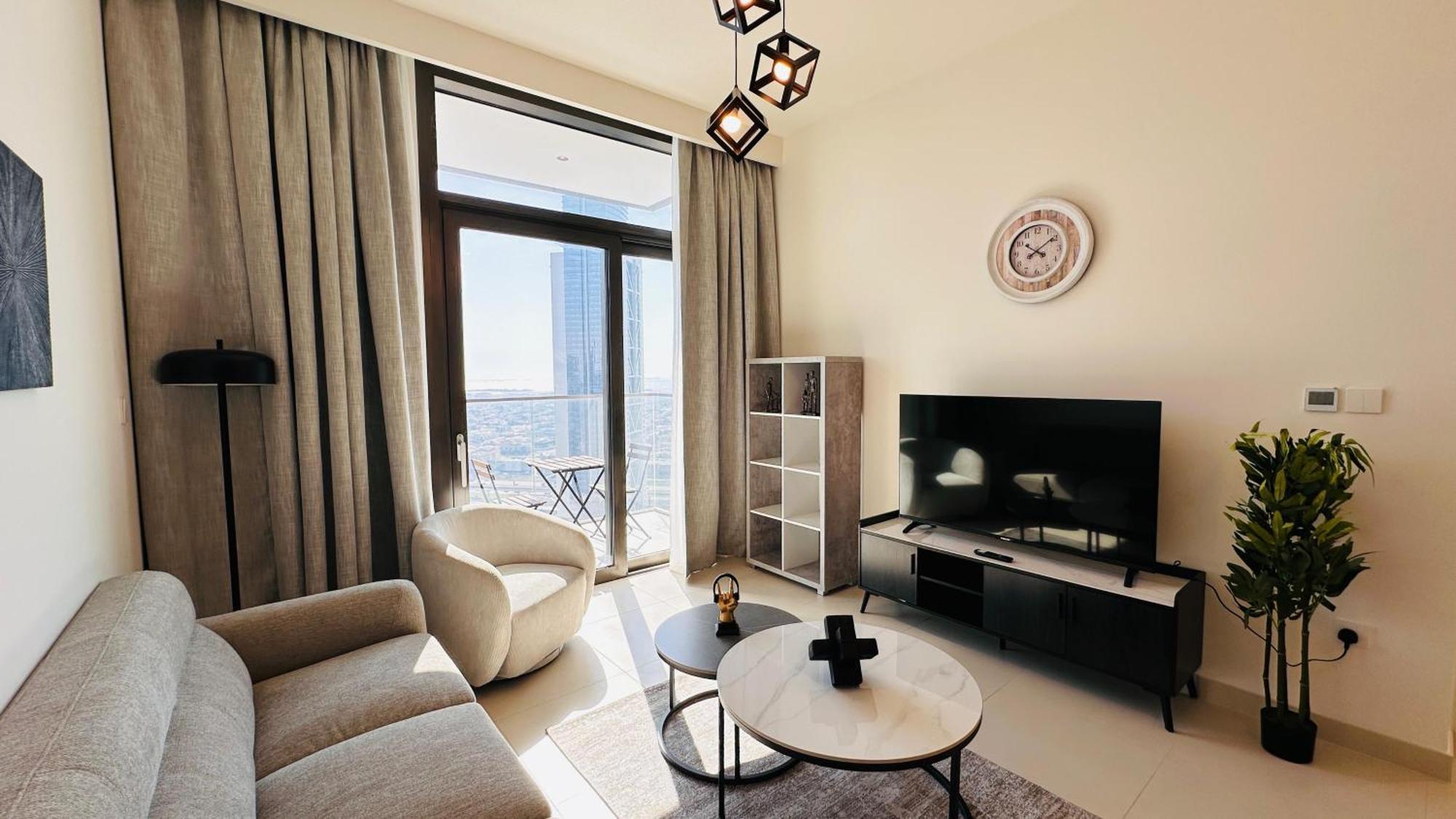 Апартаменти Luxury 1-bedroom At Burj Crown Дубай