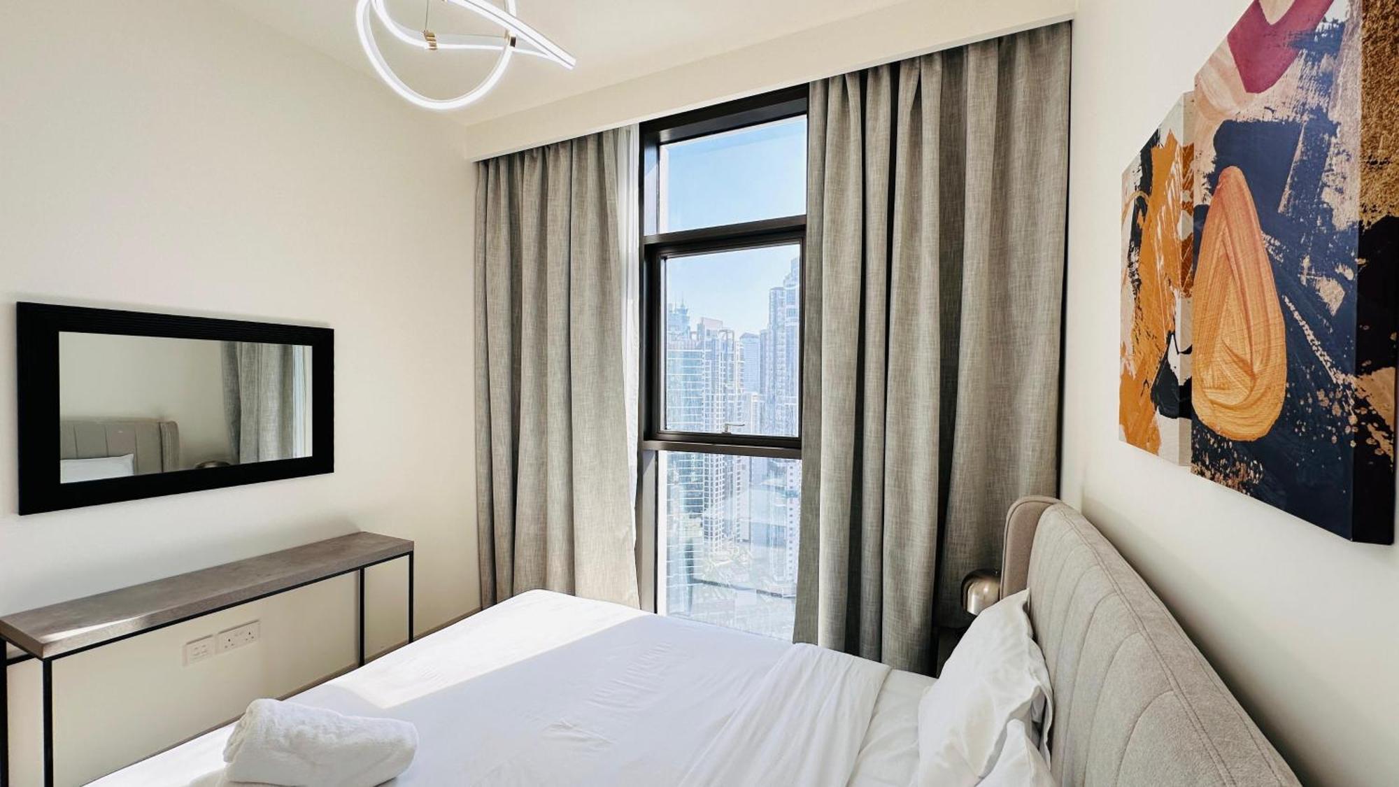 Luxury 1-bedroom At Burj Crown * Дубай